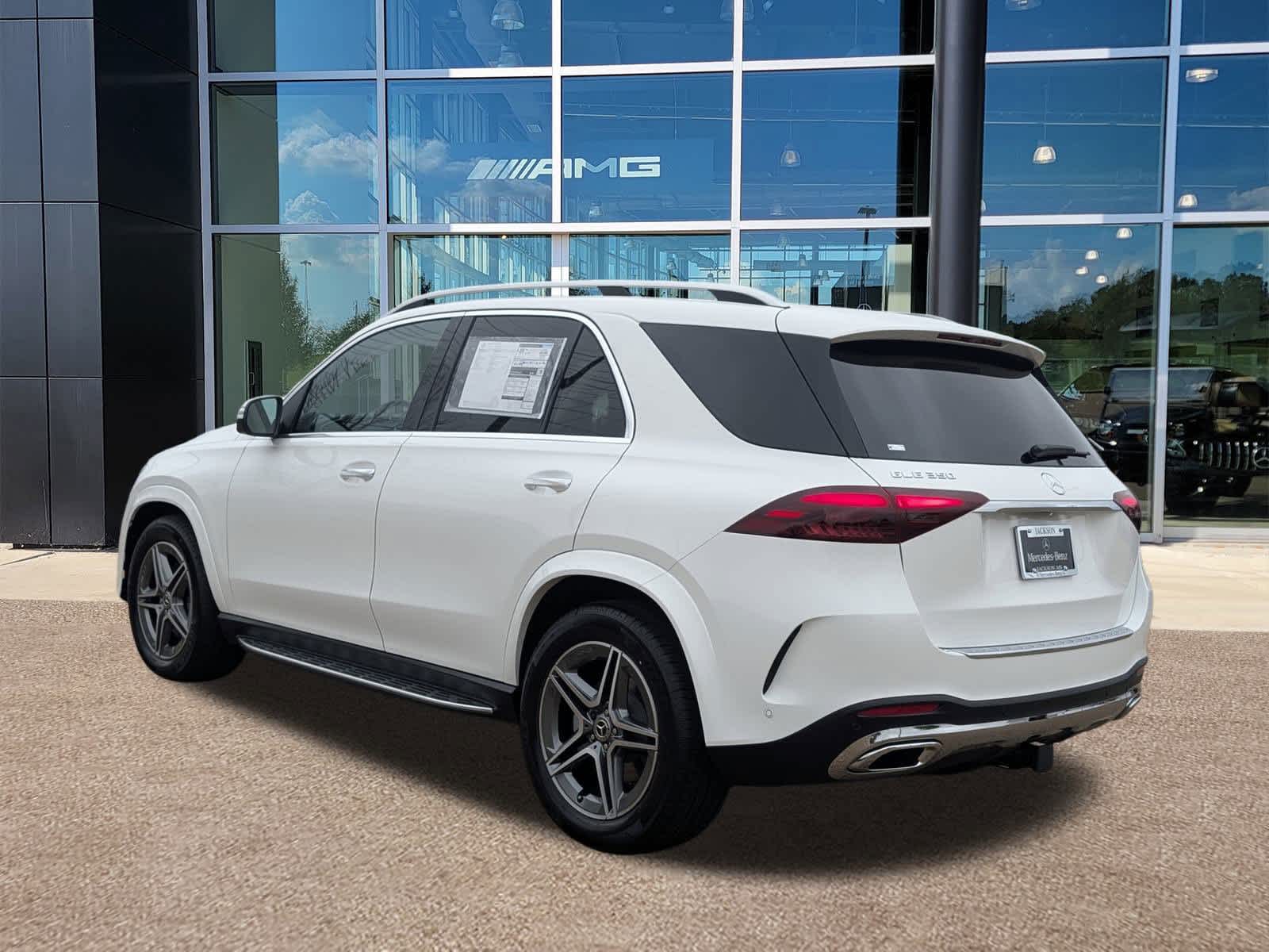 Thumbnail: 2026 Mercedes-Benz GLE - 6