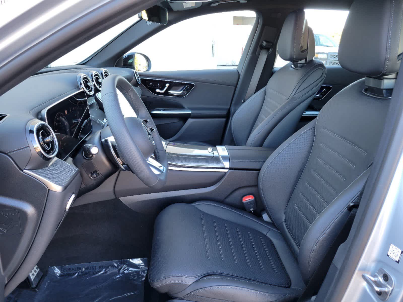 Thumbnail: 2025 Mercedes-Benz GLC - 9