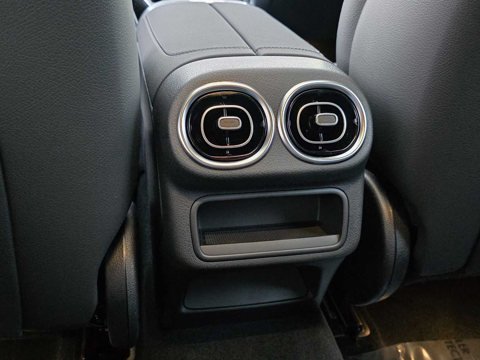 Thumbnail: 2026 Mercedes-Benz GLC - 16