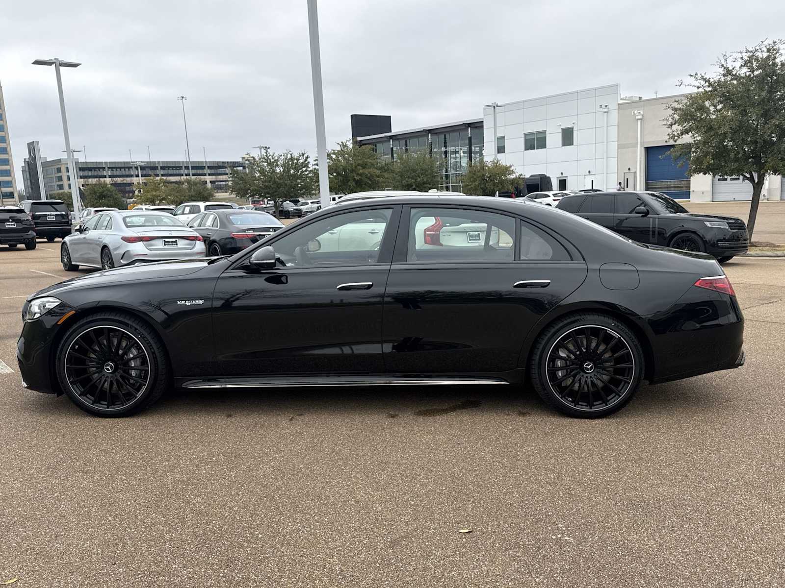 Thumbnail: 2026 Mercedes-Benz S-Class - 3