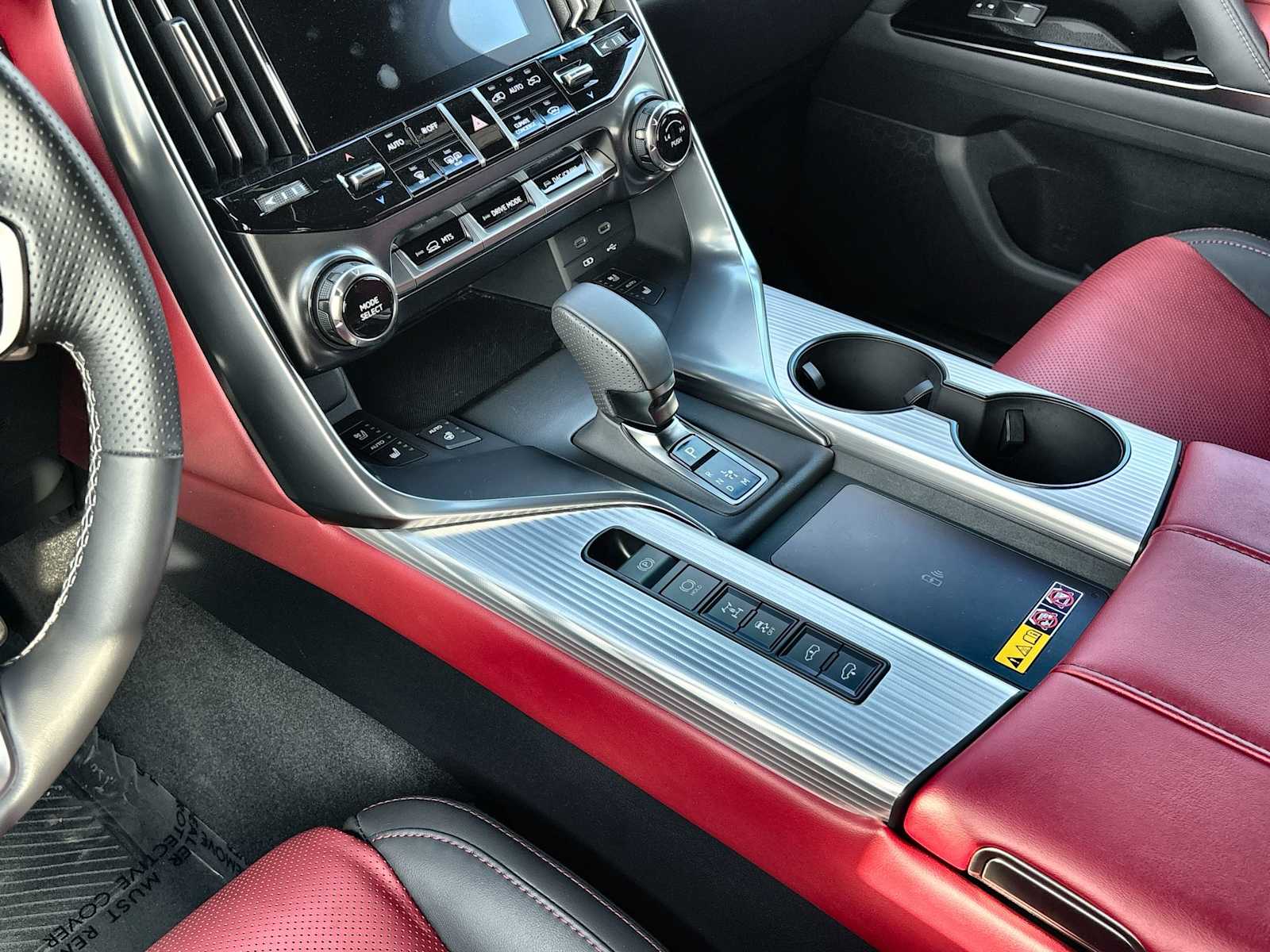 Thumbnail: 2025 Lexus LX - 22