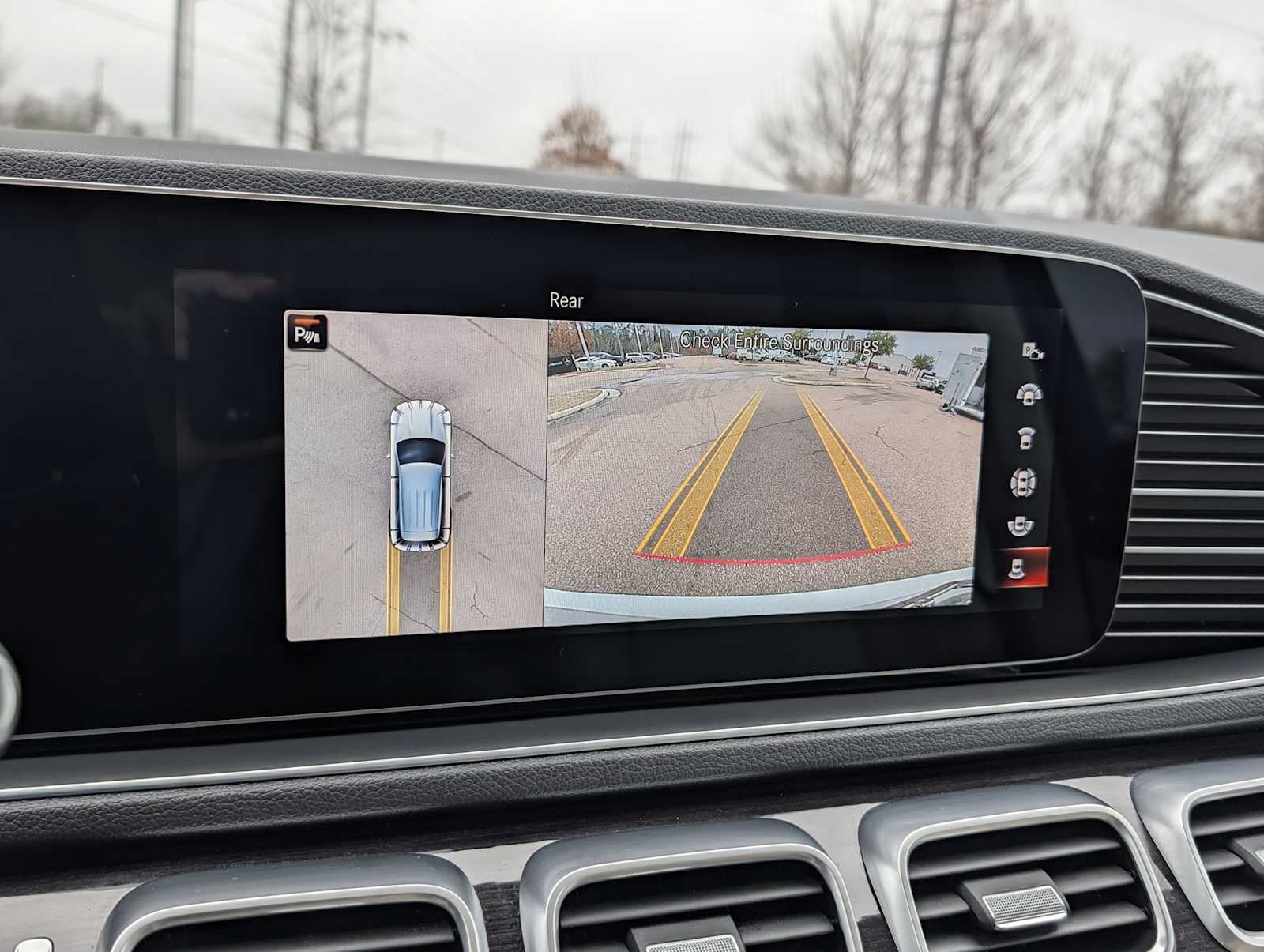 Thumbnail: 2023 Mercedes-Benz GLE - 15