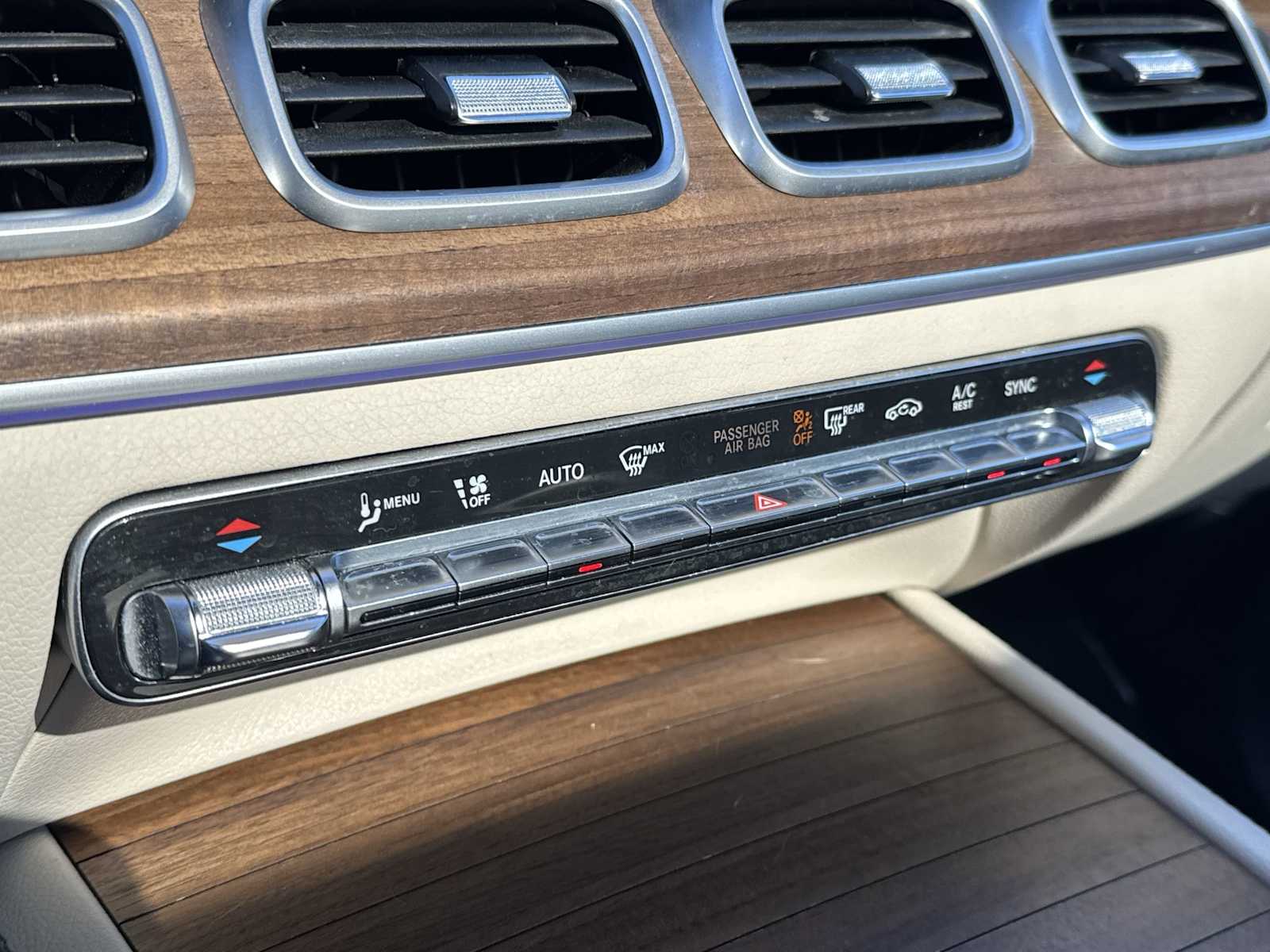 Thumbnail: 2022 Mercedes-Benz GLE - 17