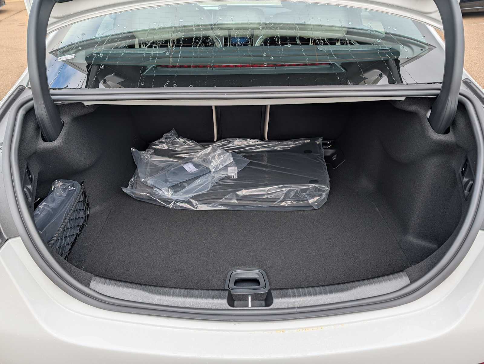 Thumbnail: 2026 Mercedes-Benz C-Class - 26