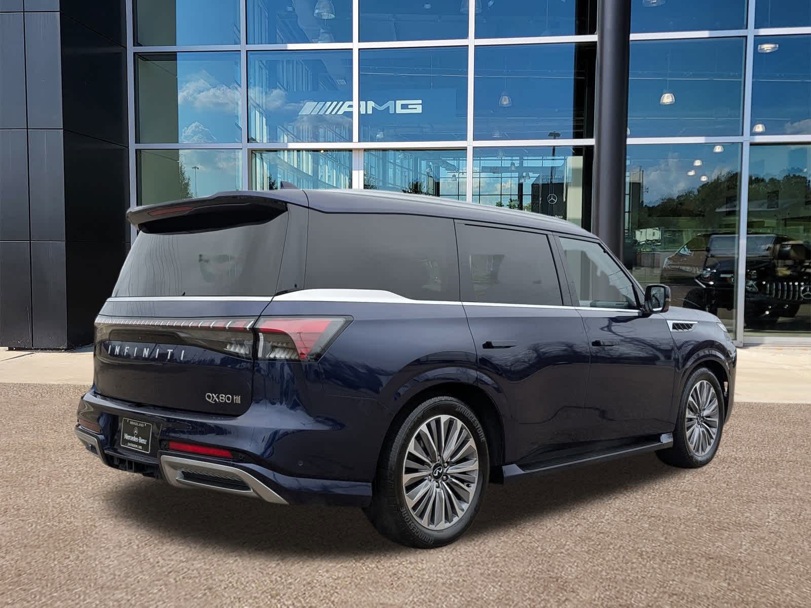 Thumbnail: 2025 INFINITI QX80 - 5