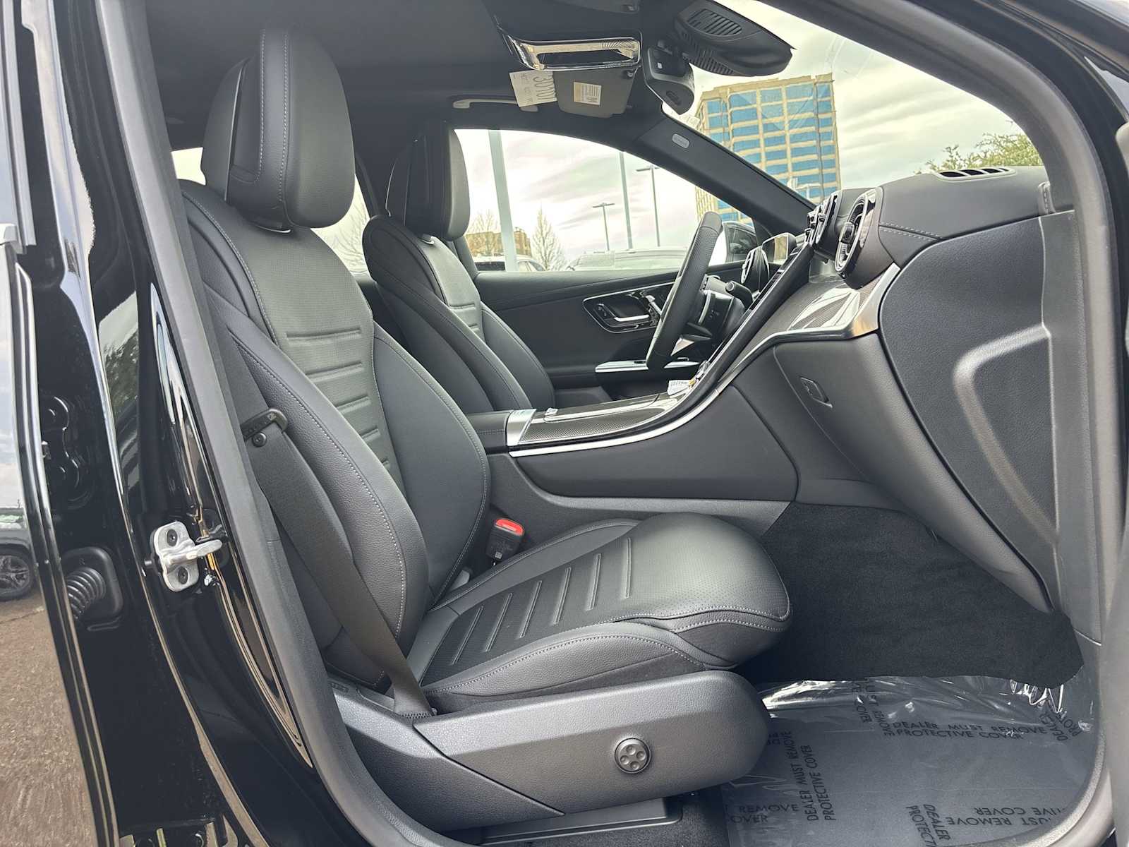 Thumbnail: 2026 Mercedes-Benz GLC - 20