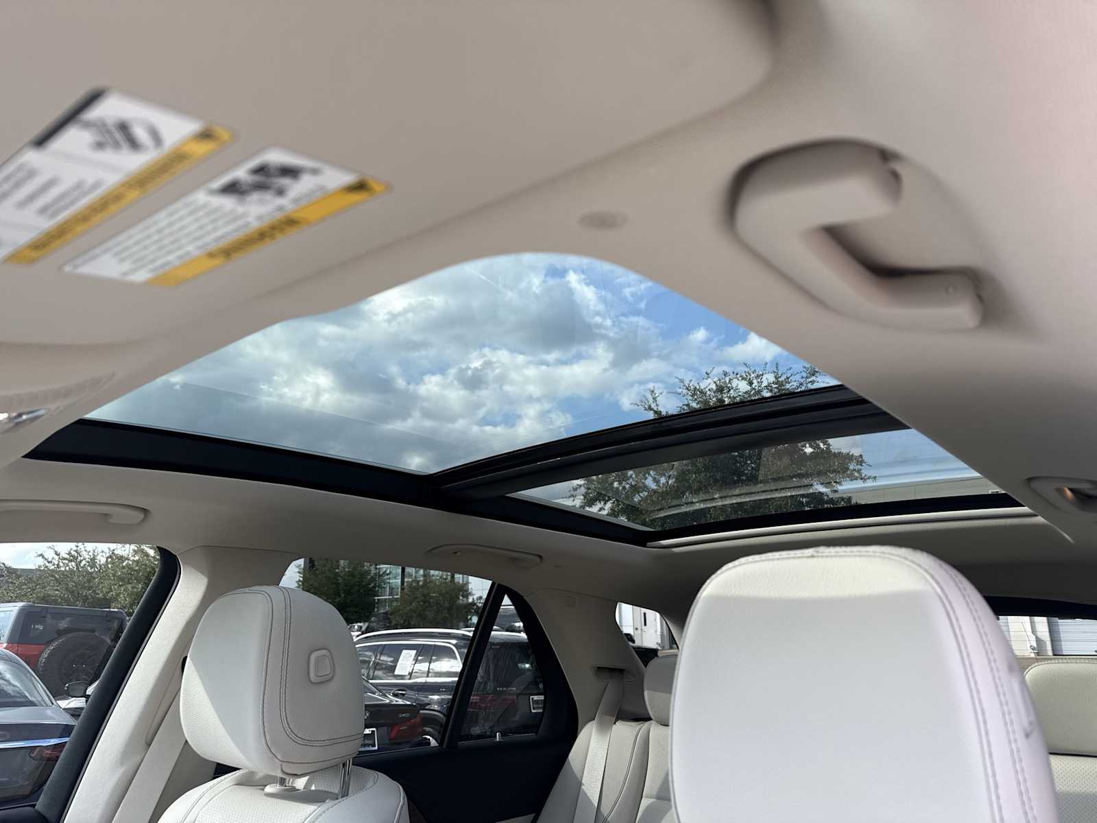 Thumbnail: 2026 Mercedes-Benz GLE - 17