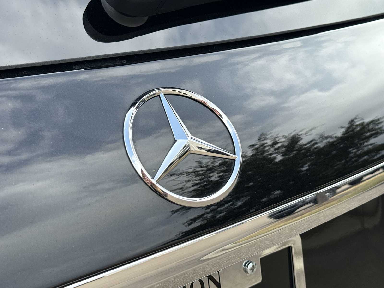 Thumbnail: 2026 Mercedes-Benz GLE - 10