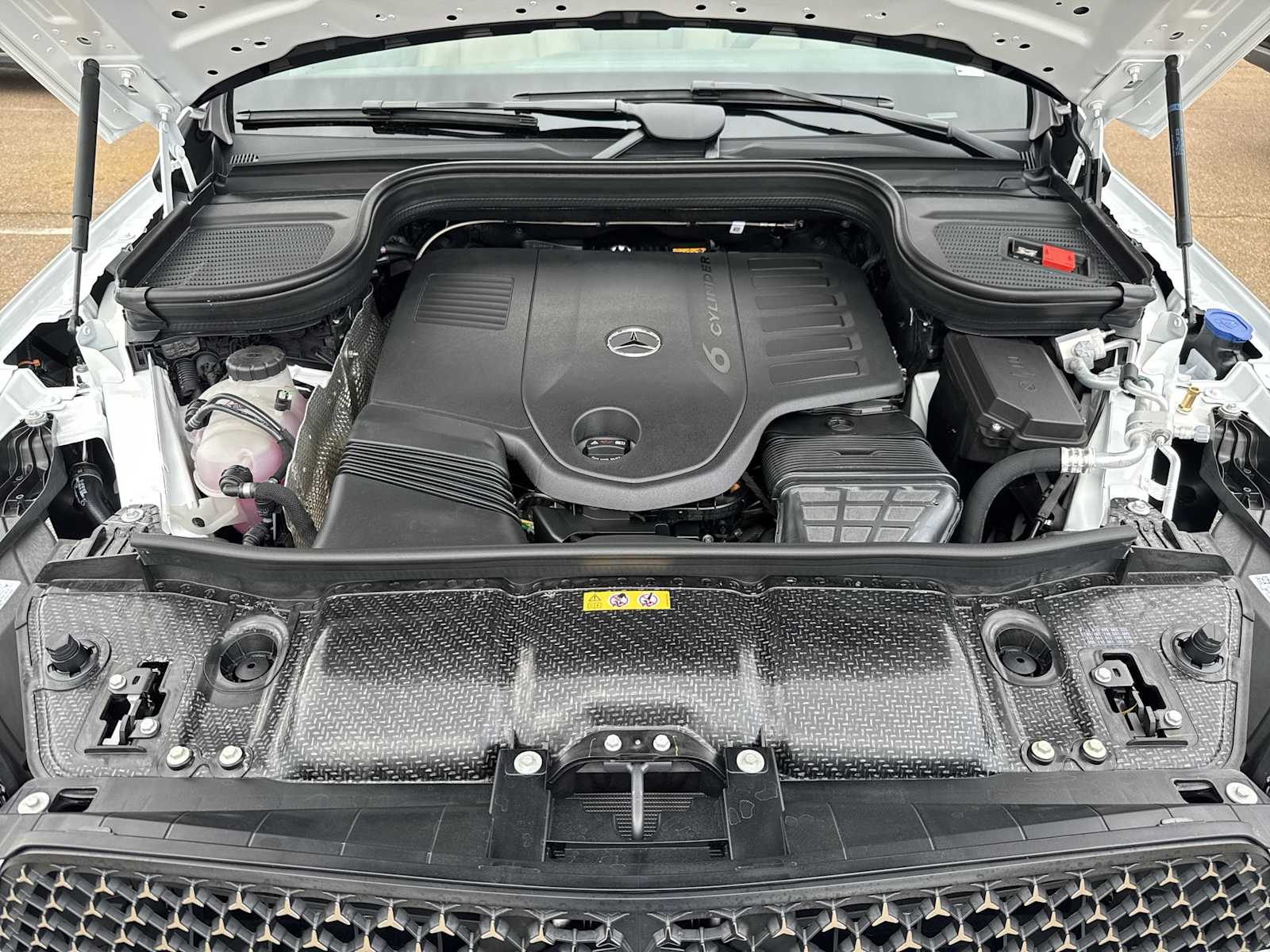 Thumbnail: 2026 Mercedes-Benz GLE - 13