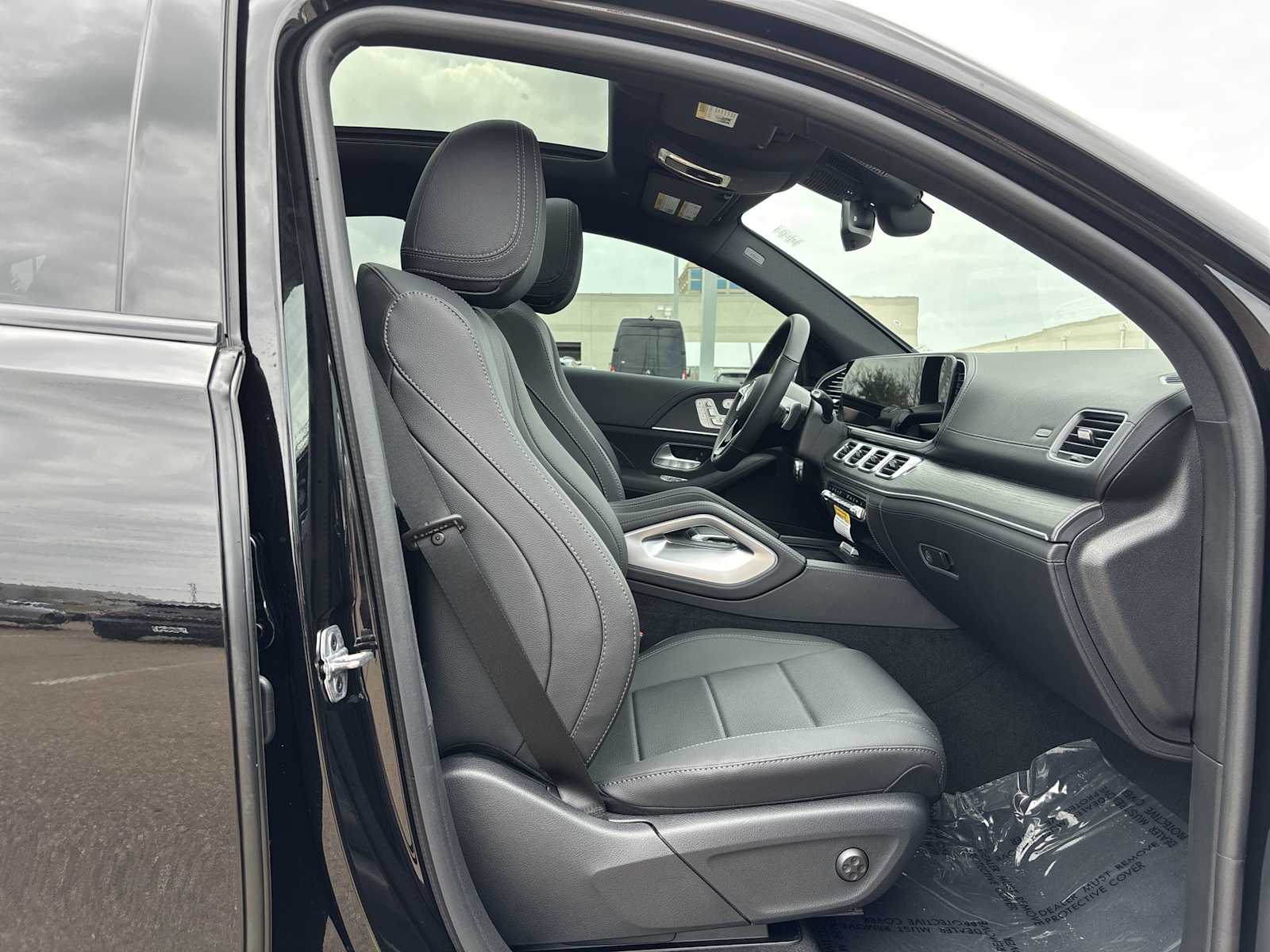 Thumbnail: 2026 Mercedes-Benz GLE - 20