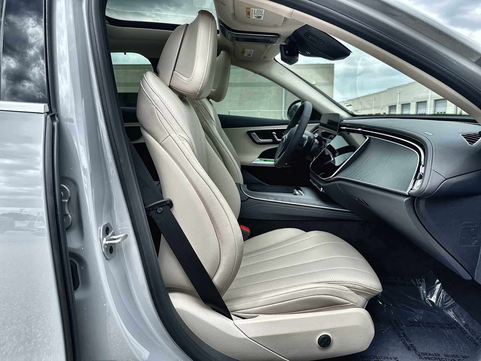Thumbnail: 2026 Mercedes-Benz E-Class - 9