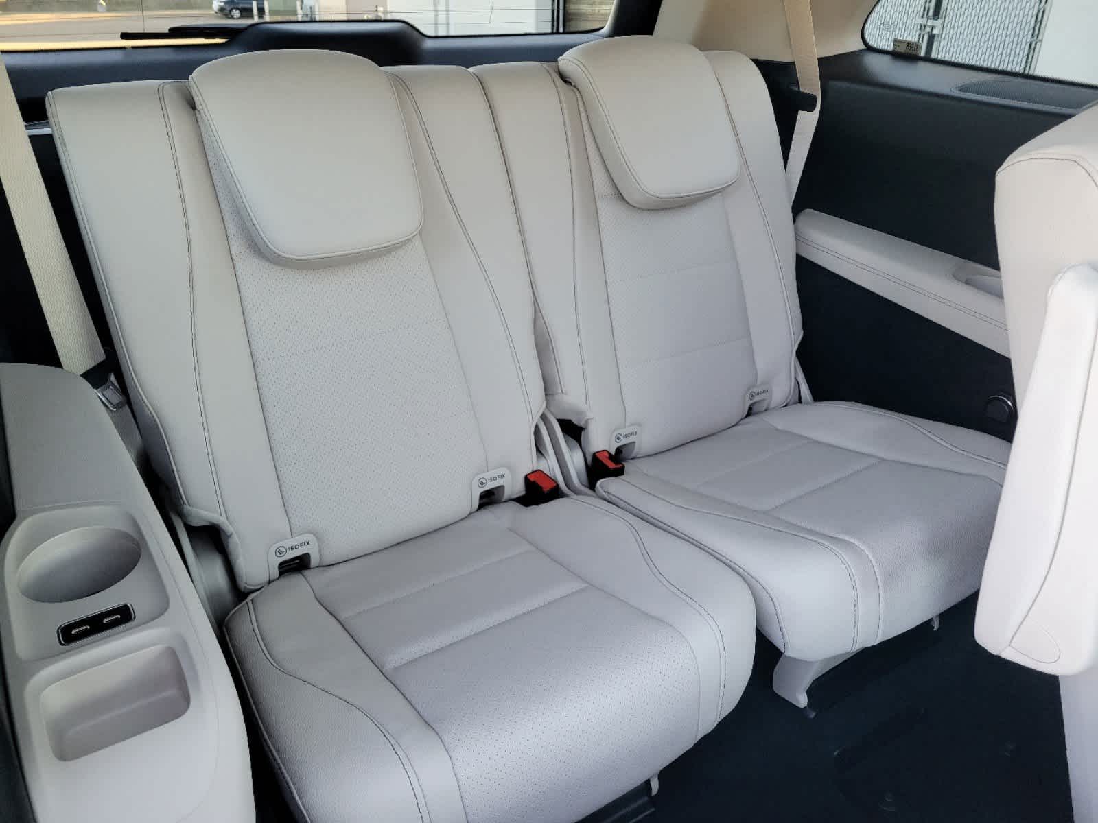 Thumbnail: 2025 Mercedes-Benz GLS - 24