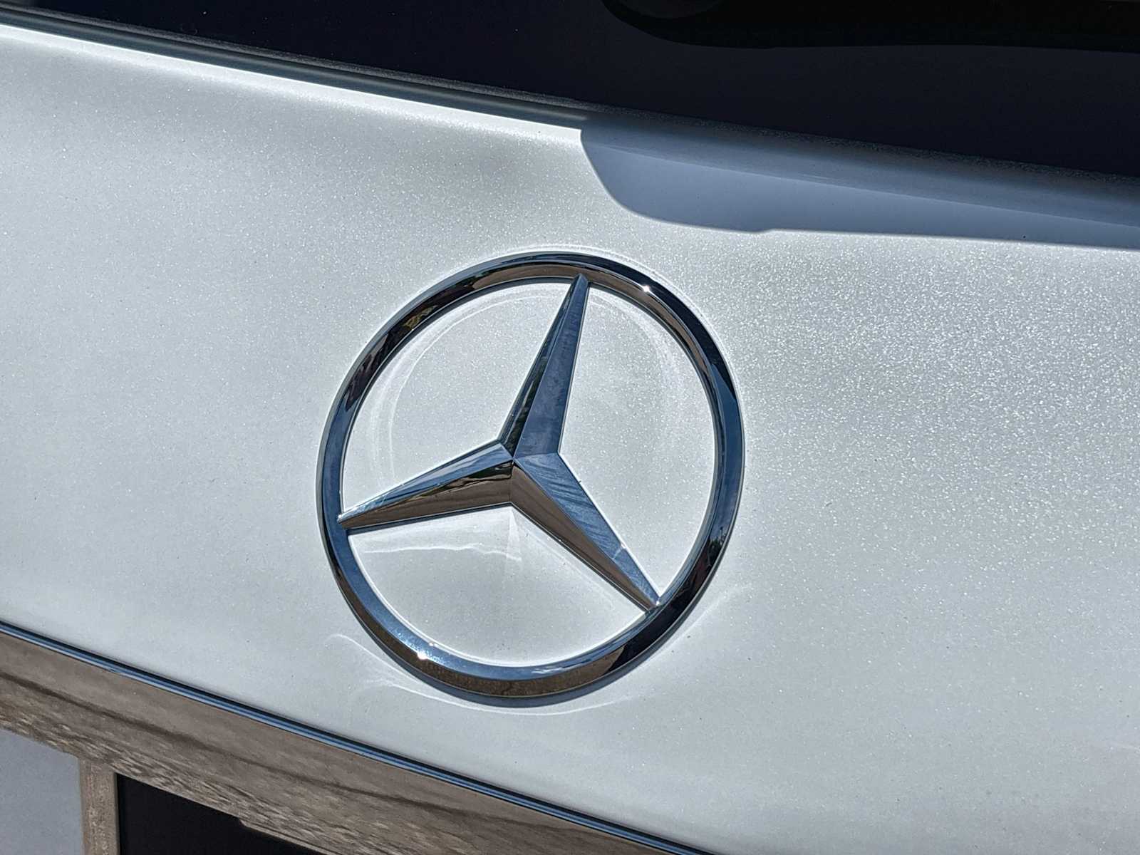 Thumbnail: 2026 Mercedes-Benz GLE - 16