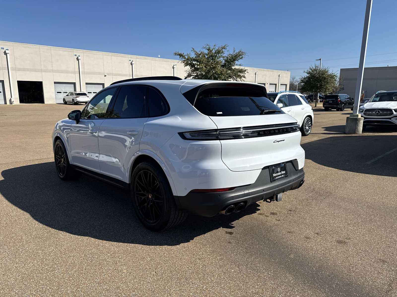 Thumbnail: 2025 Porsche Cayenne - 4