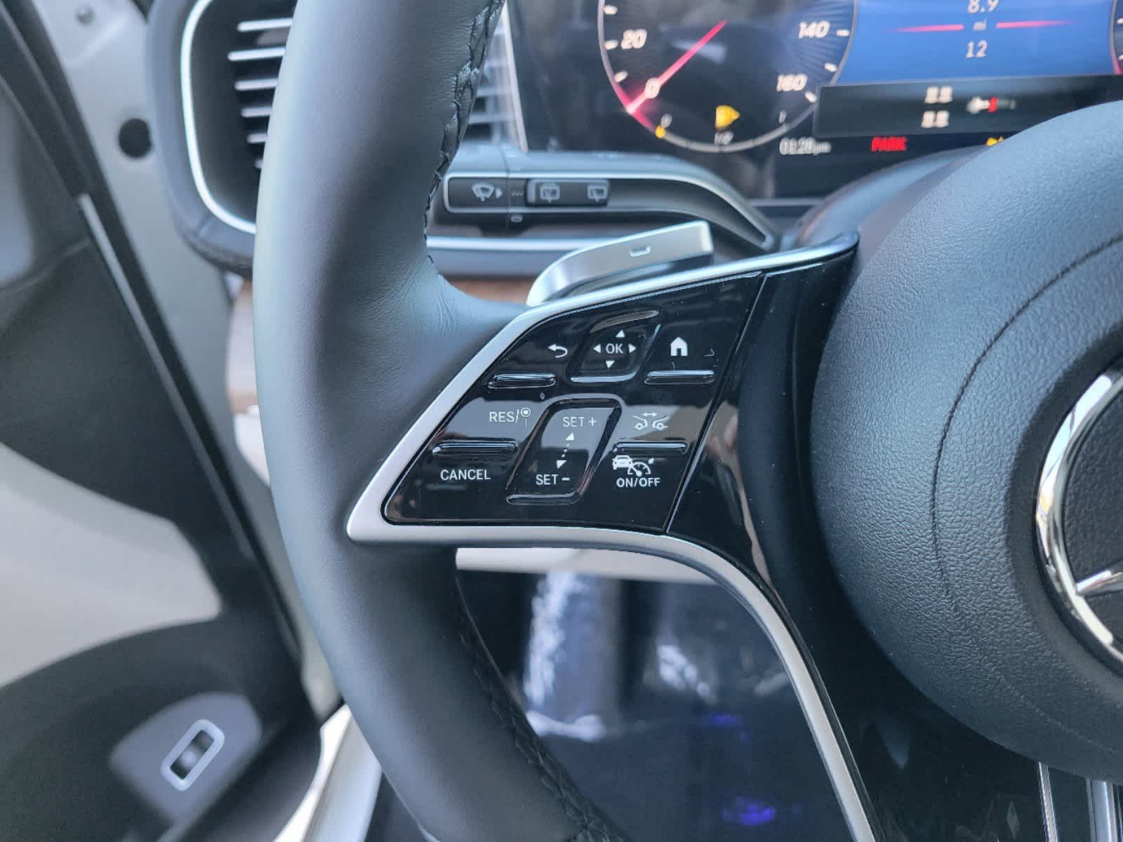 Thumbnail: 2025 Mercedes-Benz GLS - 18