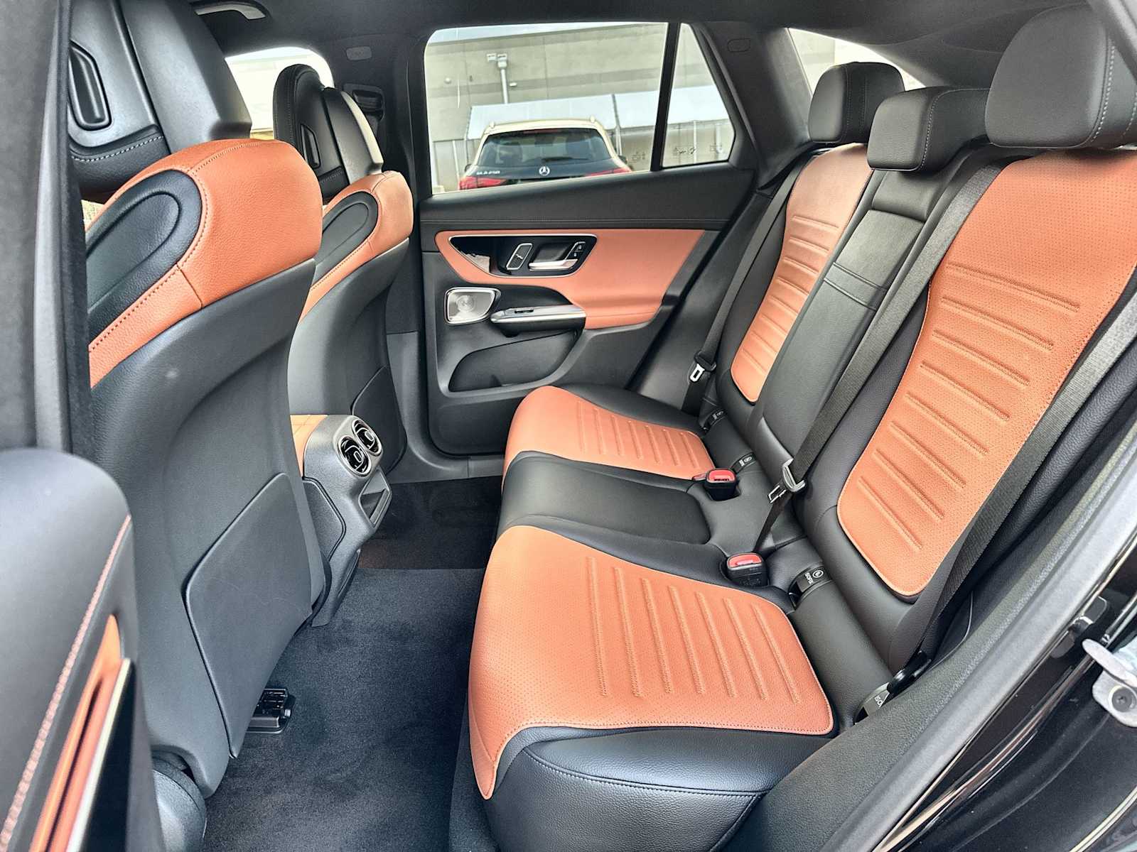 Thumbnail: 2026 Mercedes-Benz GLC - 4