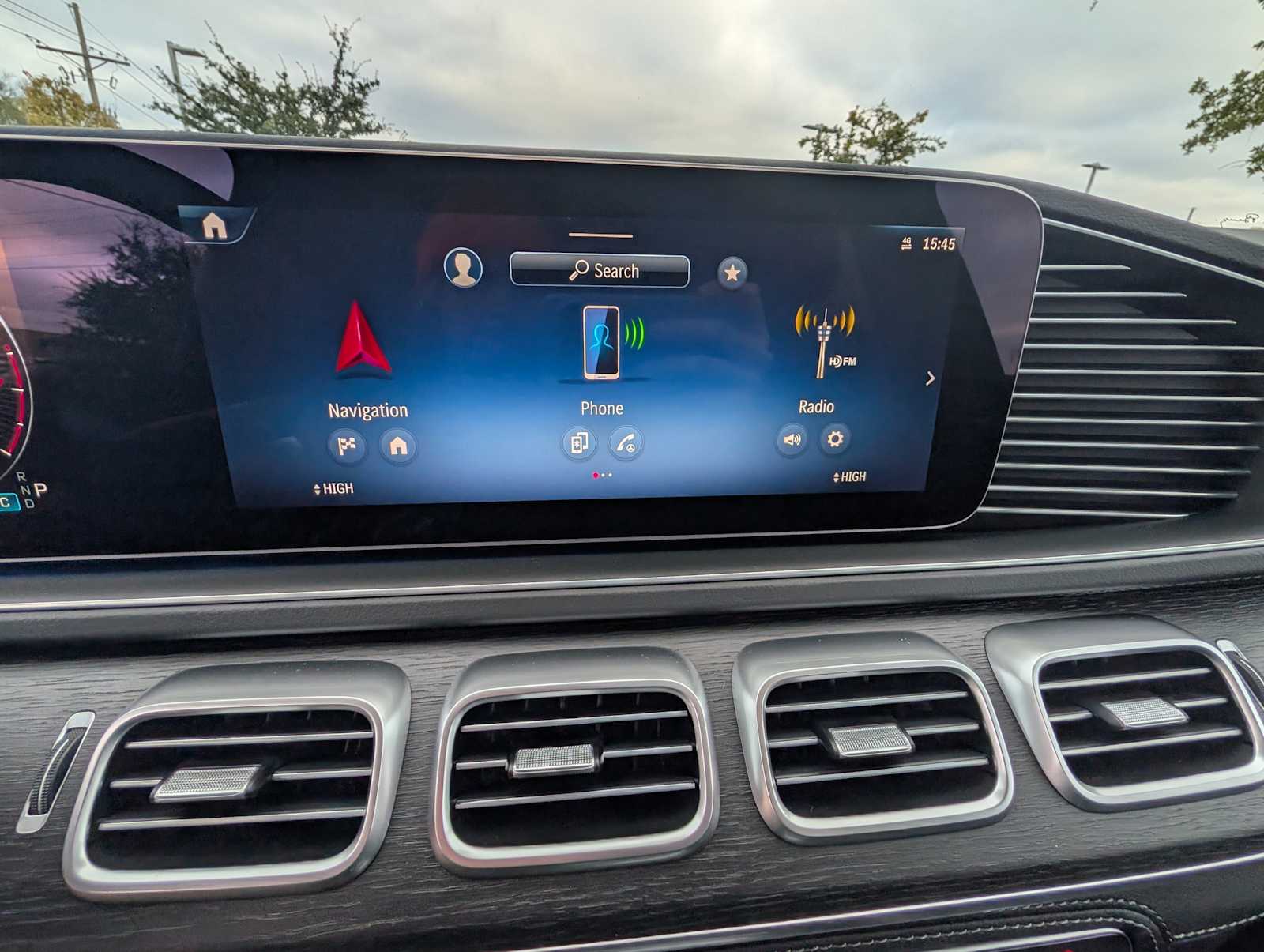 Thumbnail: 2026 Mercedes-Benz GLE - 10