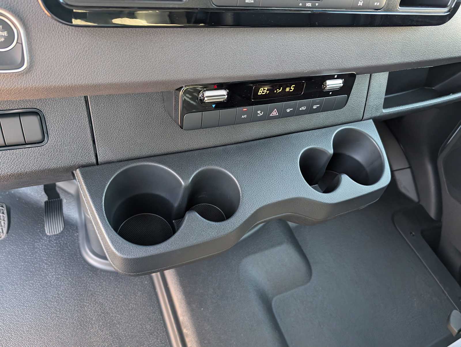 Thumbnail: 2026 Mercedes-Benz Sprinter - 15