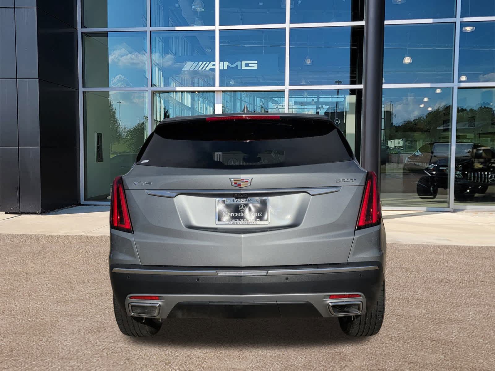Thumbnail: 2023 Cadillac XT5 - 4