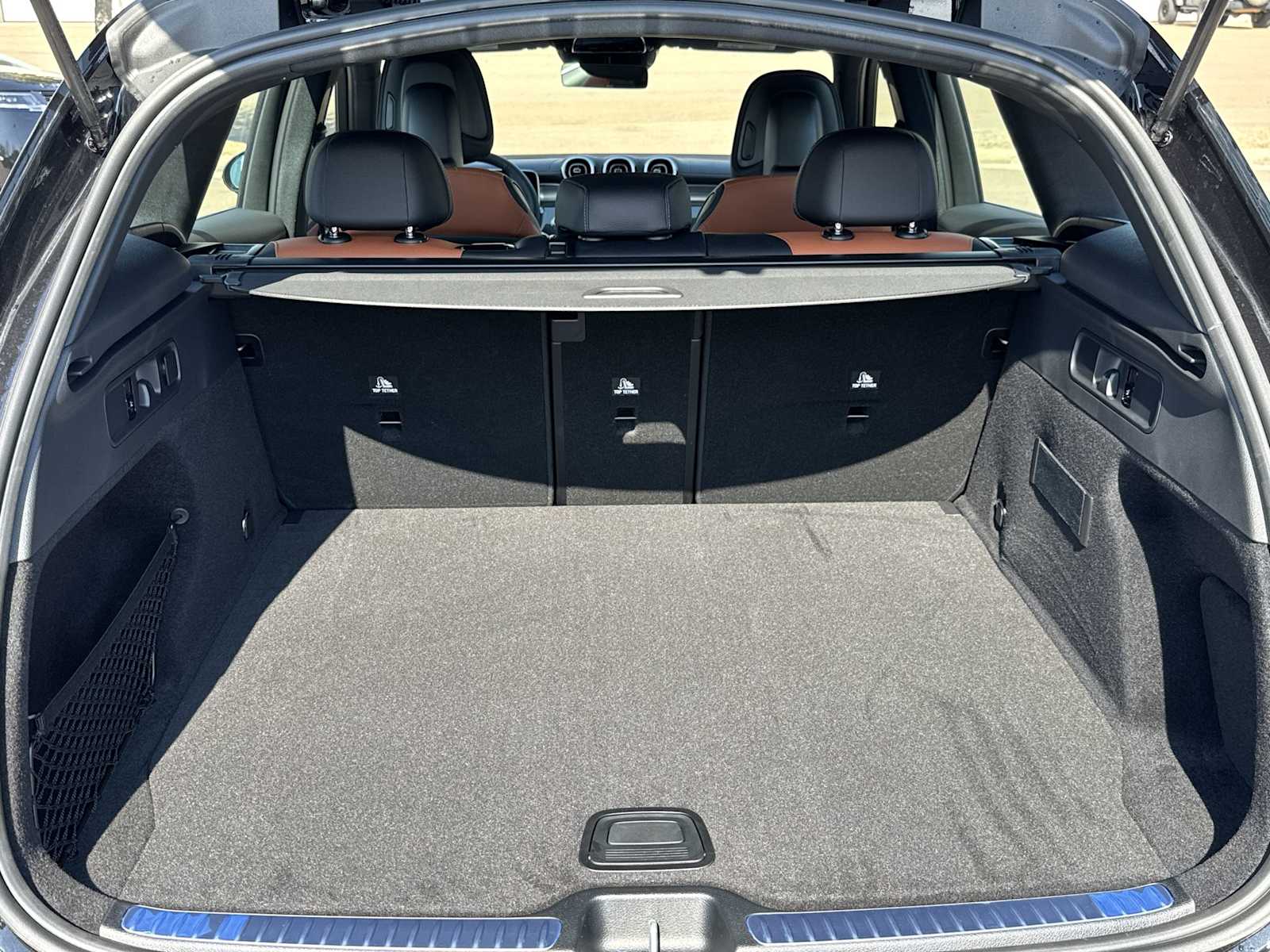 Thumbnail: 2026 Mercedes-Benz GLC - 26