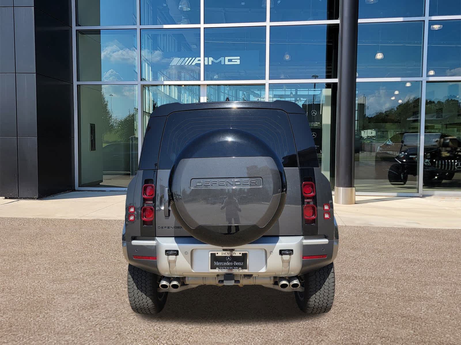 Thumbnail: 2024 Land Rover Defender - 6