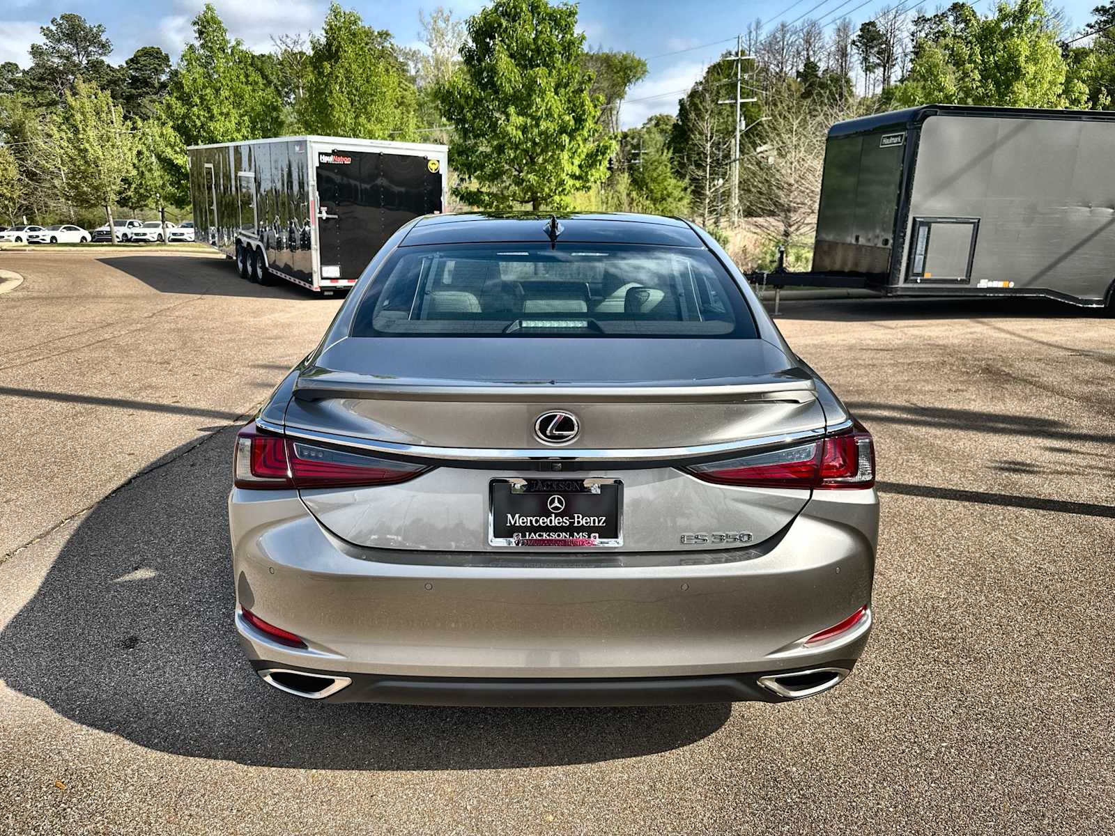 Thumbnail: 2021 Lexus ES - 7