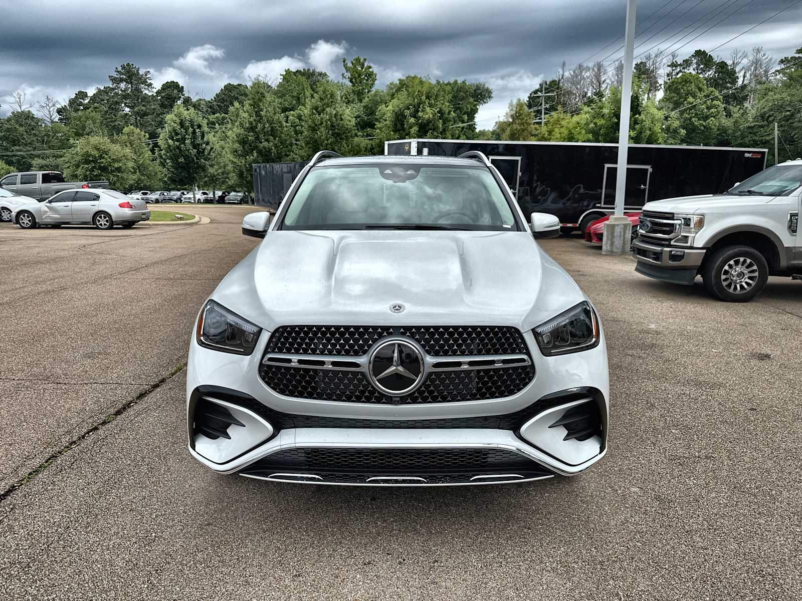 Thumbnail: 2026 Mercedes-Benz GLE - 12
