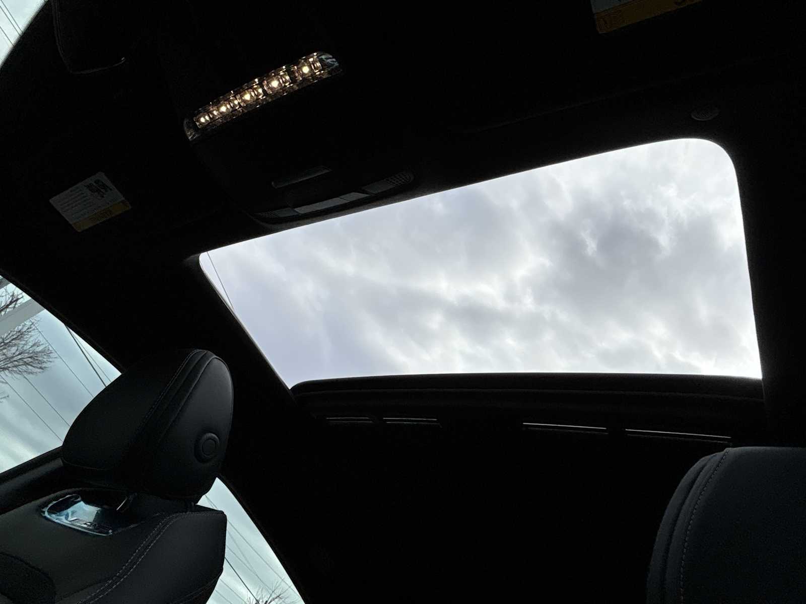 Thumbnail: 2026 Mercedes-Benz AMG GT - 16