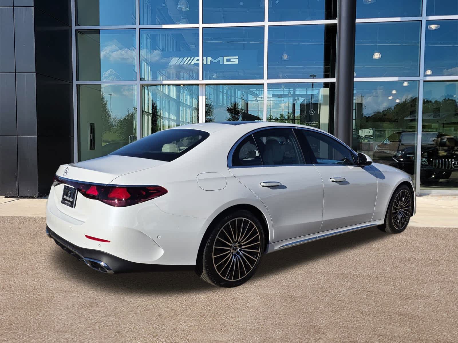 Thumbnail: 2026 Mercedes-Benz E-Class - 3