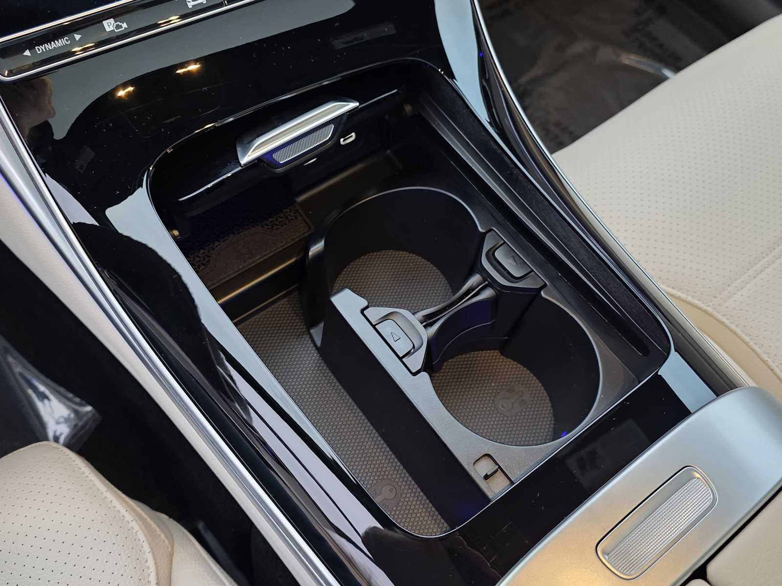 Thumbnail: 2026 Mercedes-Benz C-Class - 21