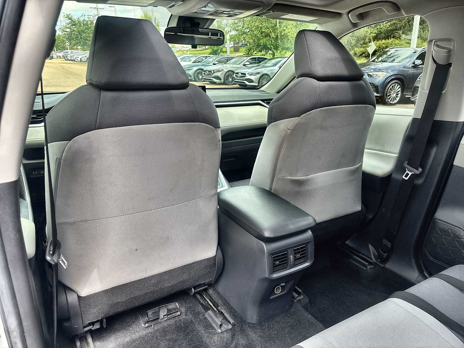 Thumbnail: 2019 Toyota RAV4 - 18