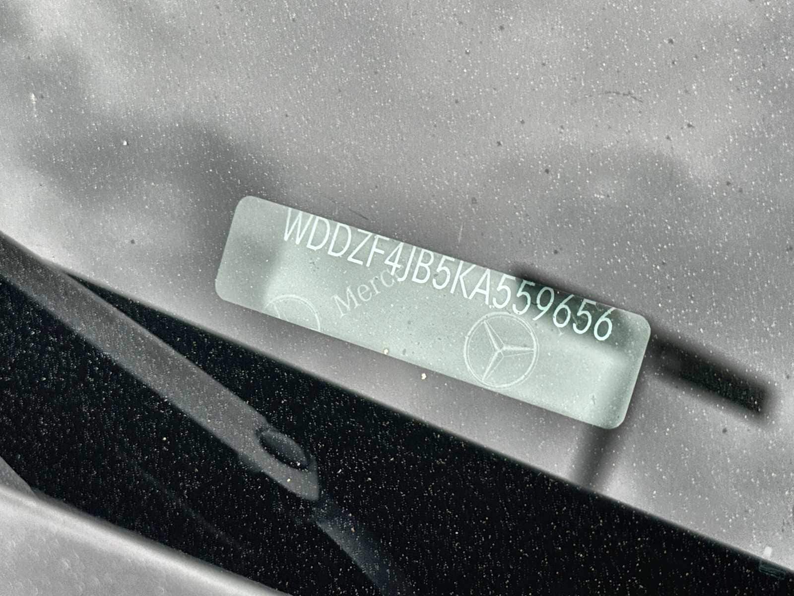 Thumbnail: 2019 Mercedes-Benz E-Class - 25