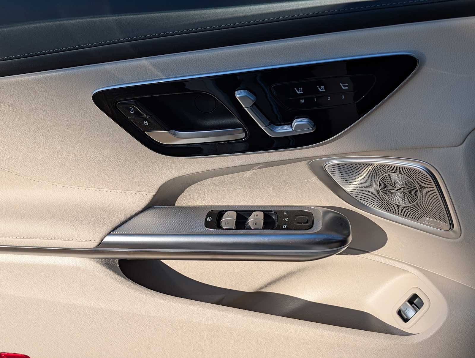 Thumbnail: 2026 Mercedes-Benz CLE - 16