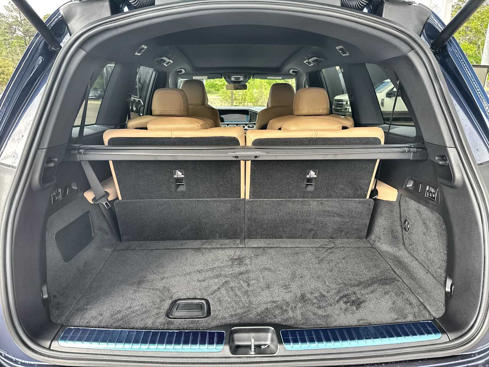 Thumbnail: 2026 Mercedes-Benz GLS - 17