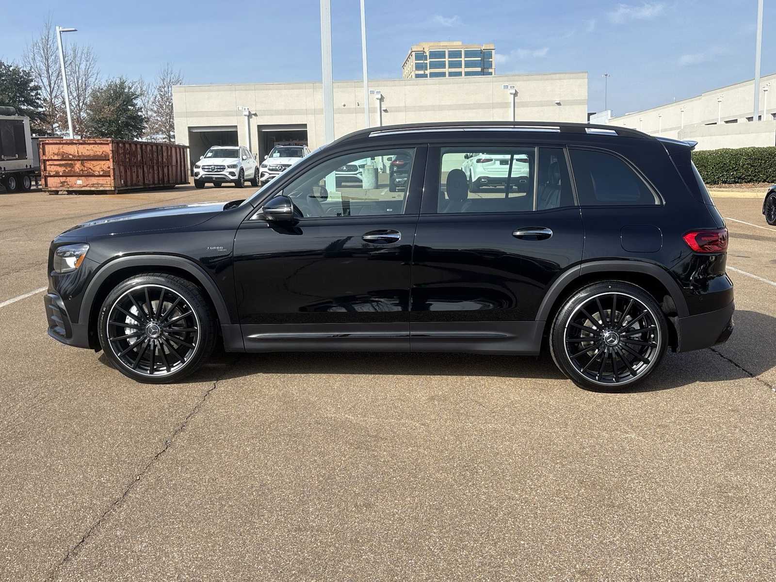 Thumbnail: 2026 Mercedes-Benz GLB - 3