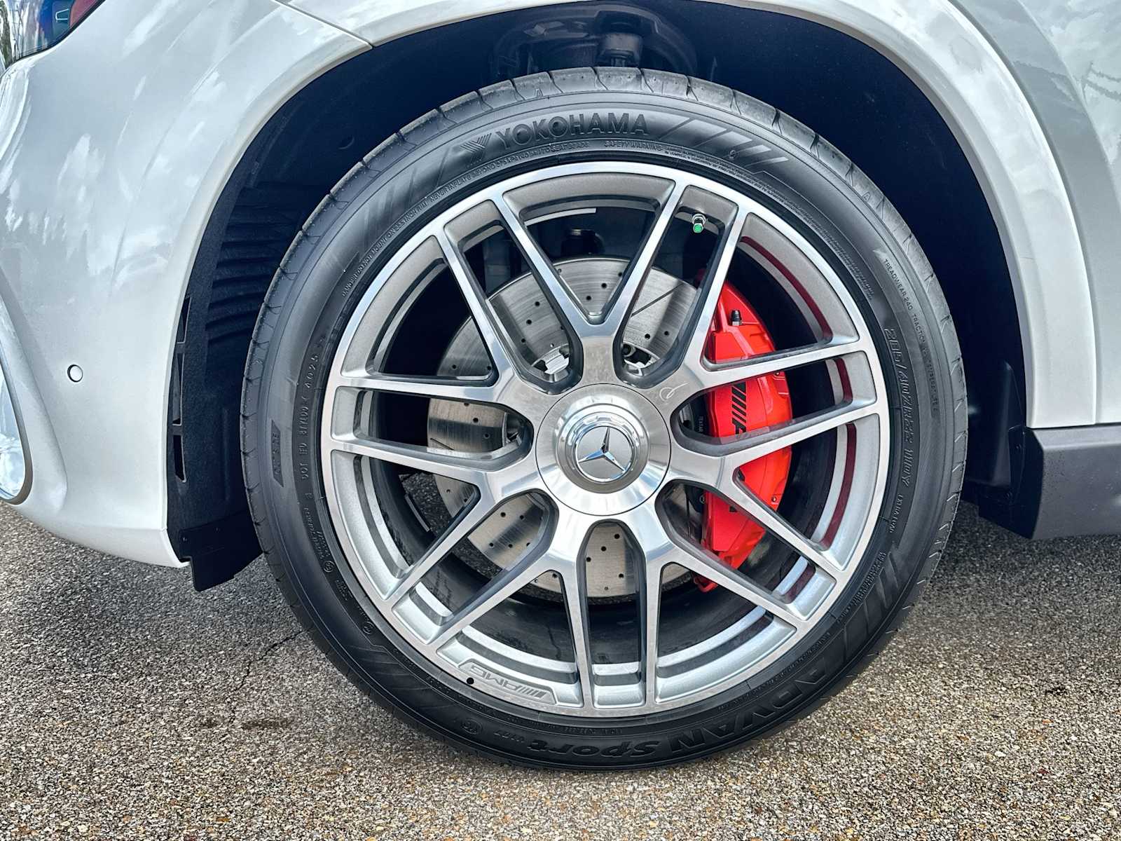 Thumbnail: 2026 Mercedes-Benz GL-Class - 14