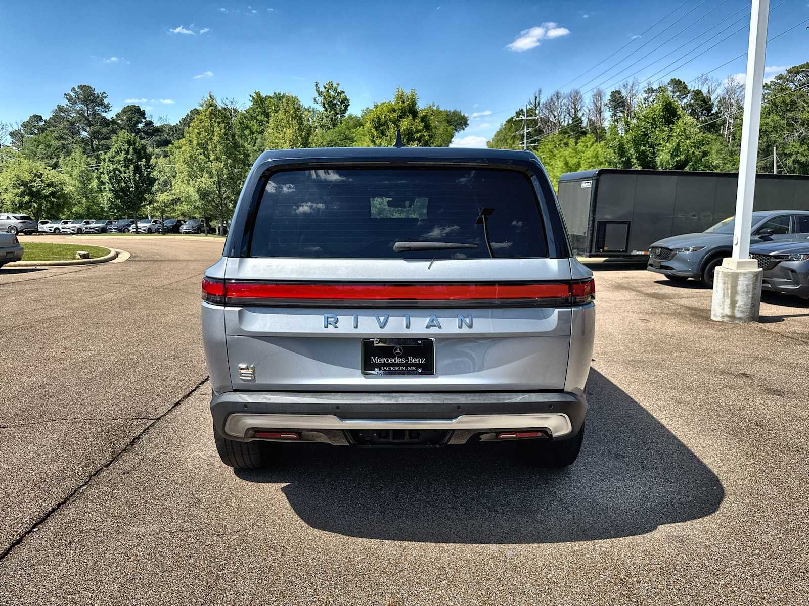 Thumbnail: 2023 Rivian R1S - 7