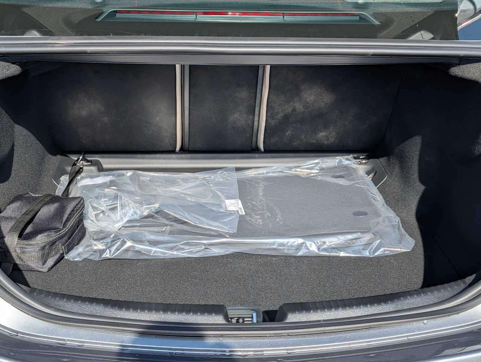 Thumbnail: 2026 Mercedes-Benz C-Class - 25