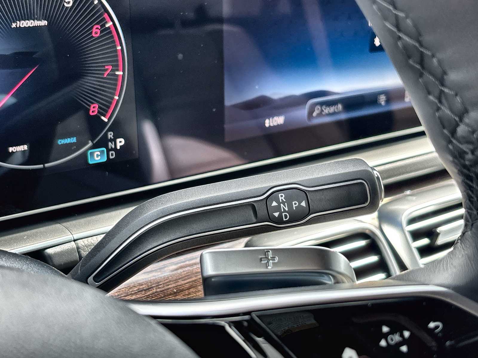 Thumbnail: 2026 Mercedes-Benz GLE - 23