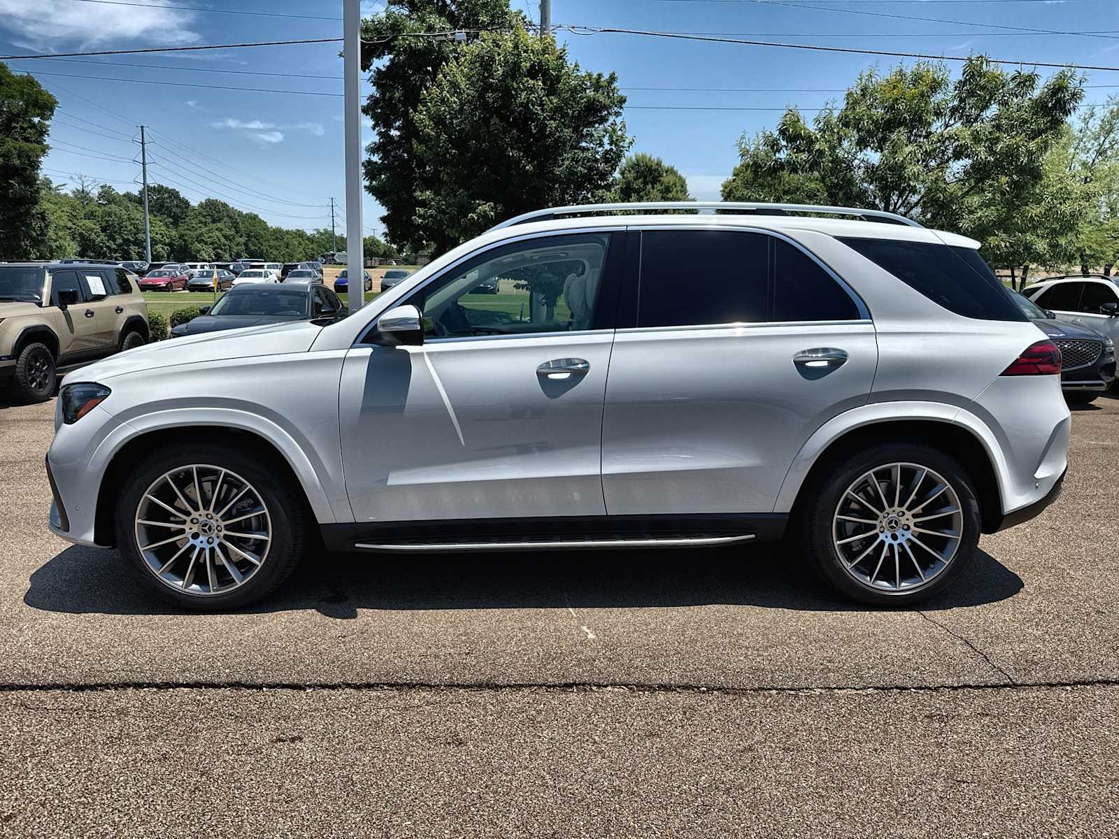 Thumbnail: 2026 Mercedes-Benz GLE - 5