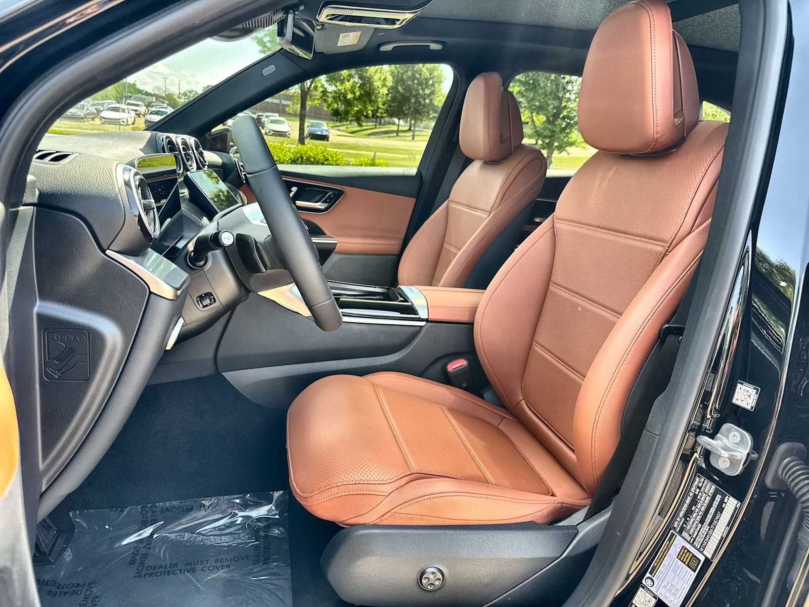 Thumbnail: 2026 Mercedes-Benz GLC - 3