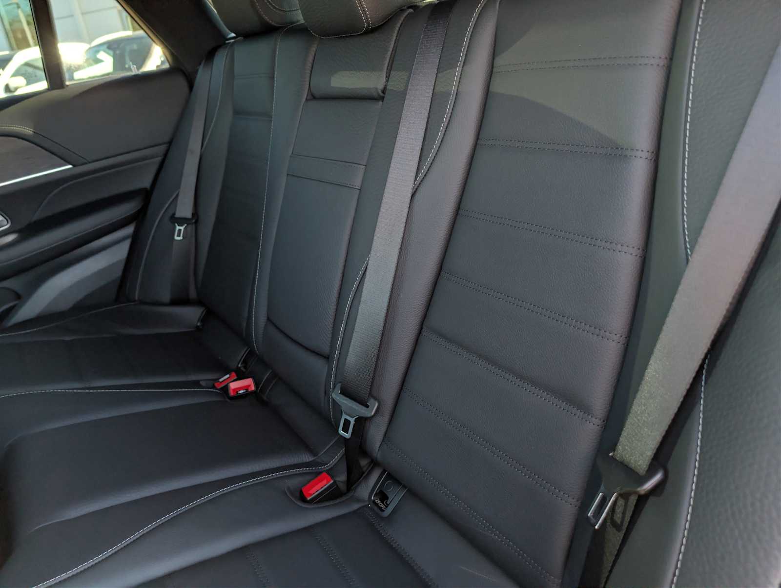 Thumbnail: 2026 Mercedes-Benz GLE - 24