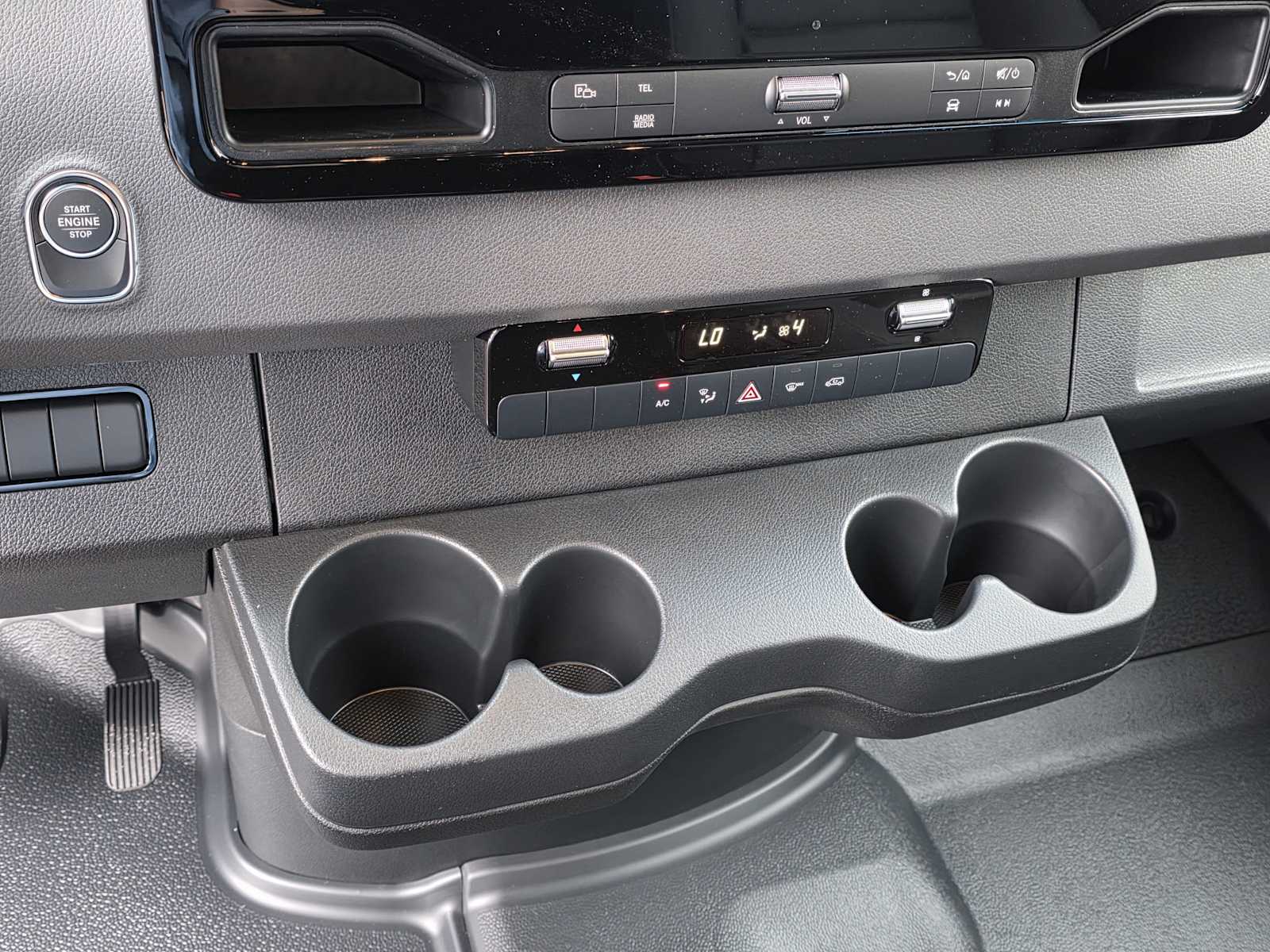 Thumbnail: 2026 Mercedes-Benz Sprinter - 17