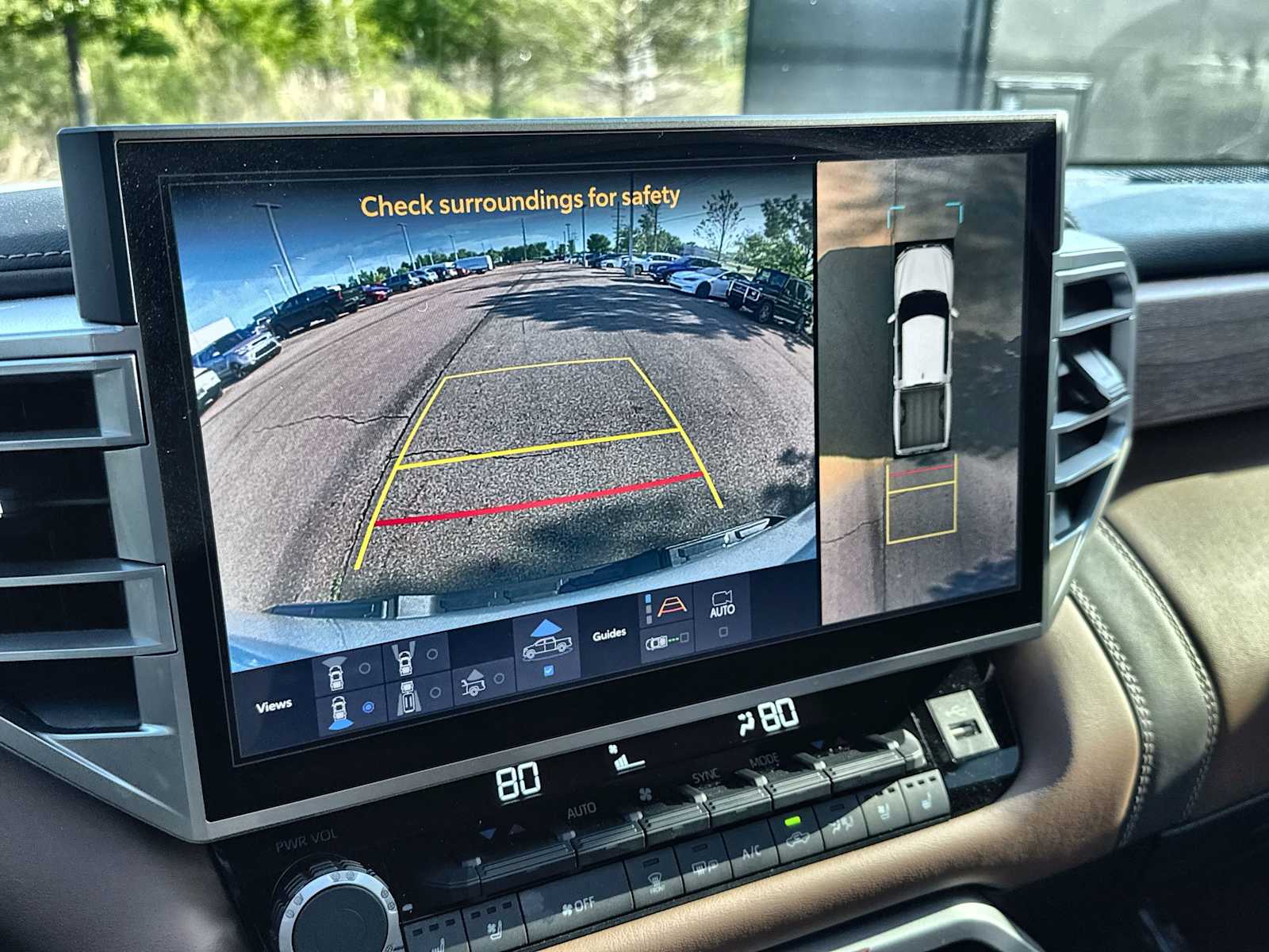 Thumbnail: 2025 Toyota Tundra - 27