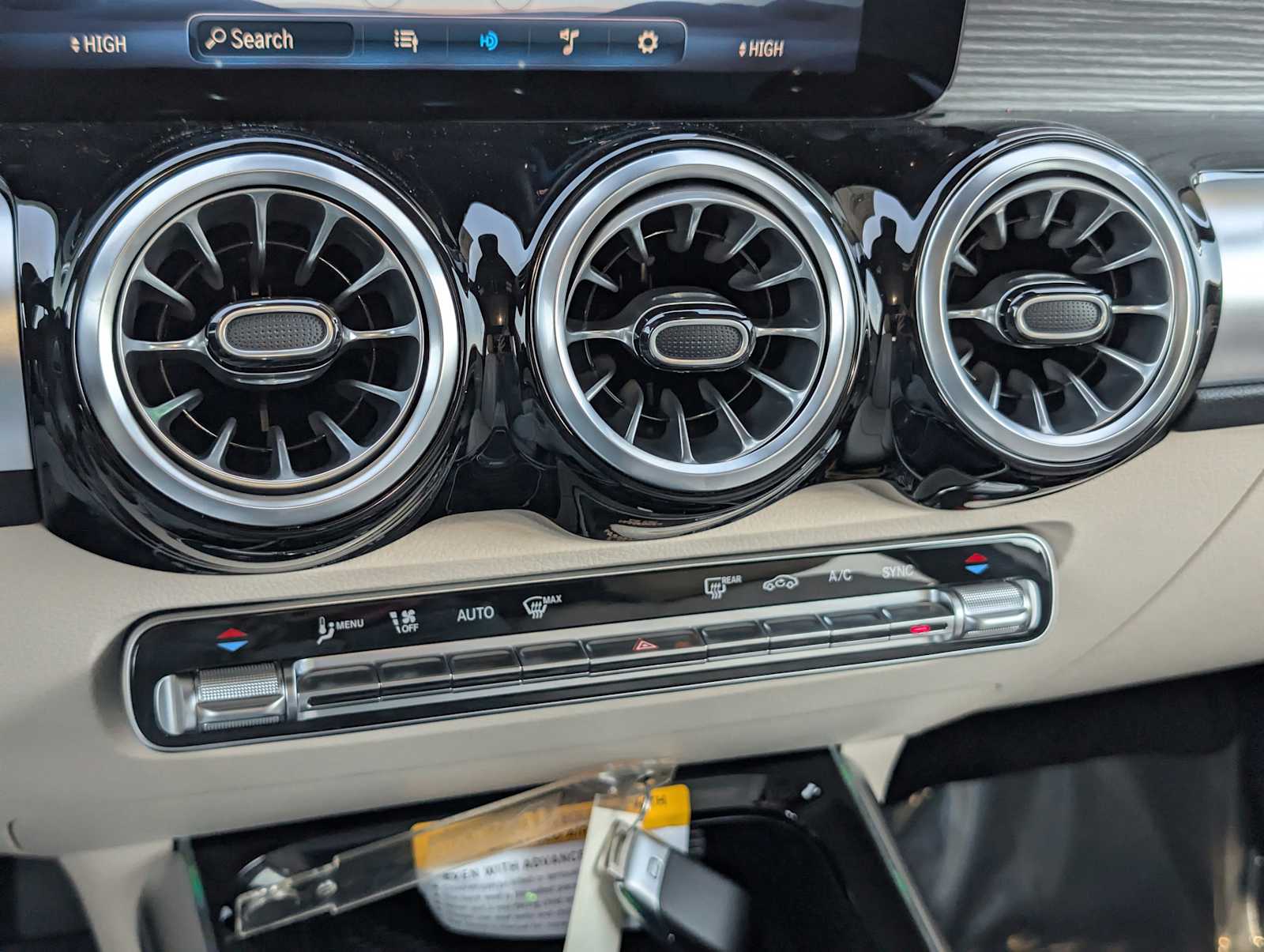 Thumbnail: 2026 Mercedes-Benz GLB - 15