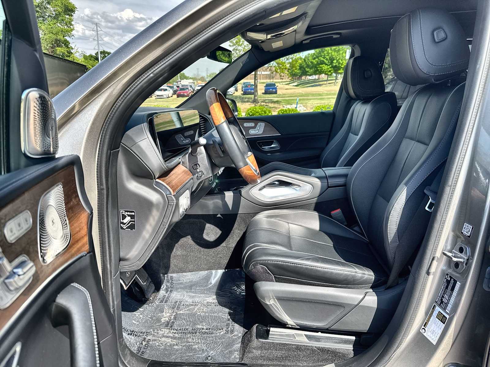 Thumbnail: 2023 Mercedes-Benz GLS - 2