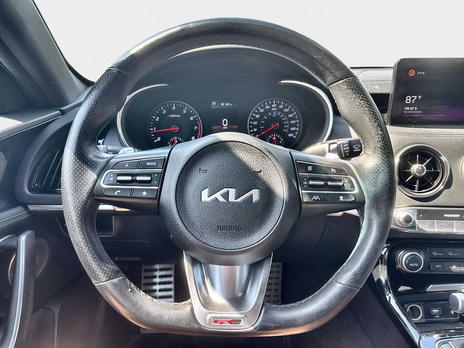 Thumbnail: 2022 Kia Stinger - 21