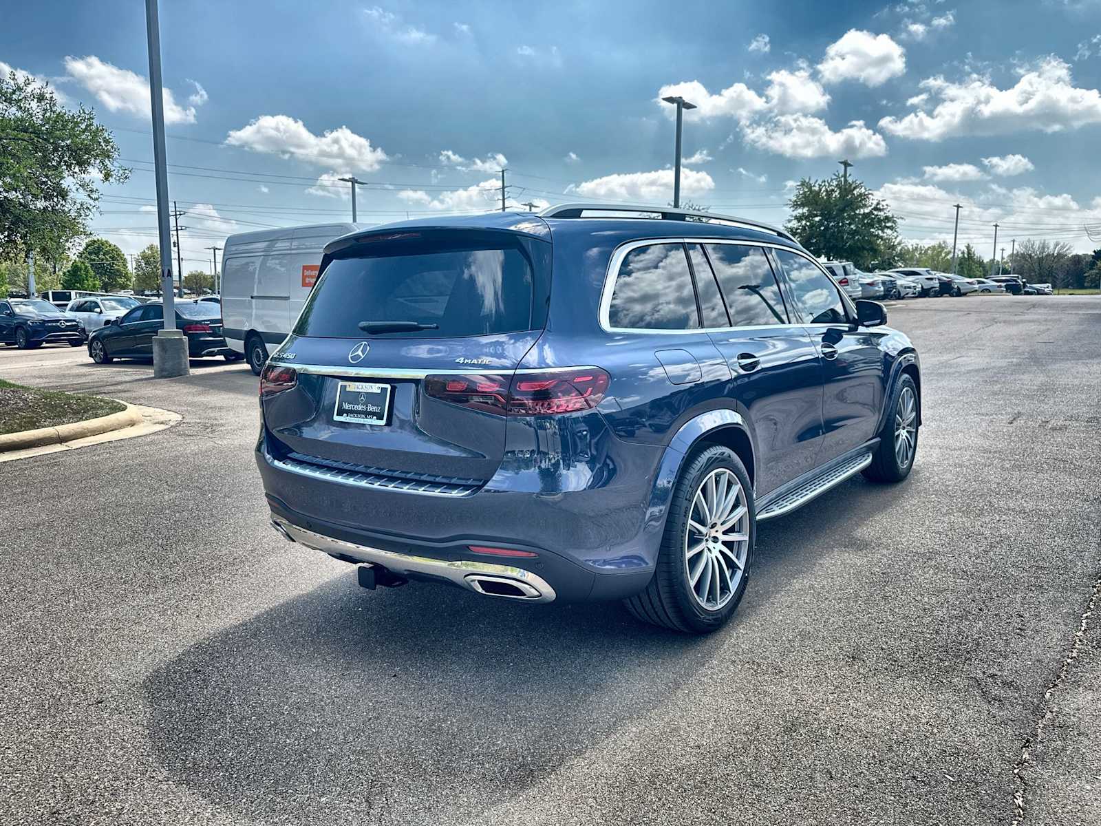 Thumbnail: 2026 Mercedes-Benz GLS - 8