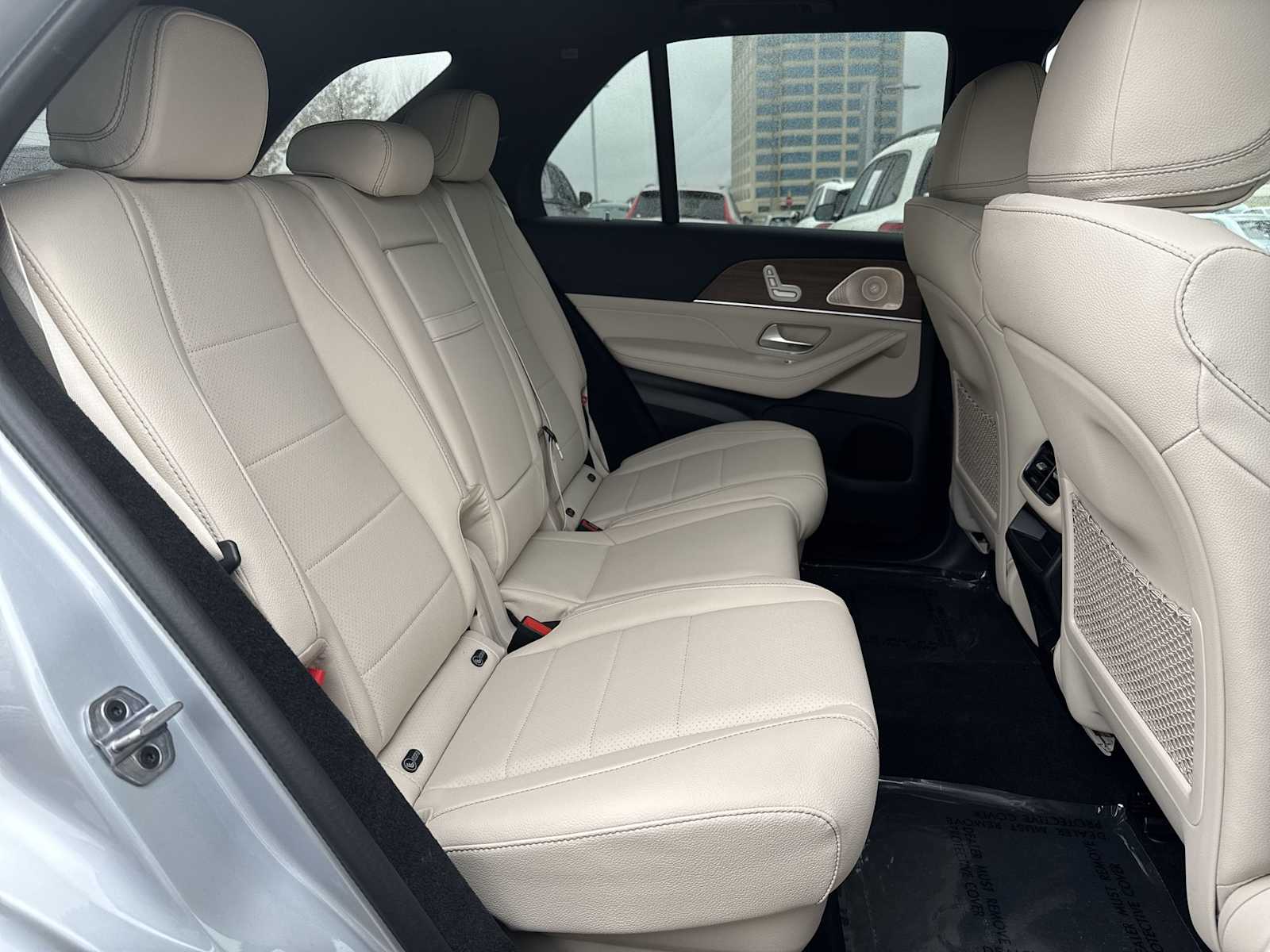 Thumbnail: 2026 Mercedes-Benz GLE - 19