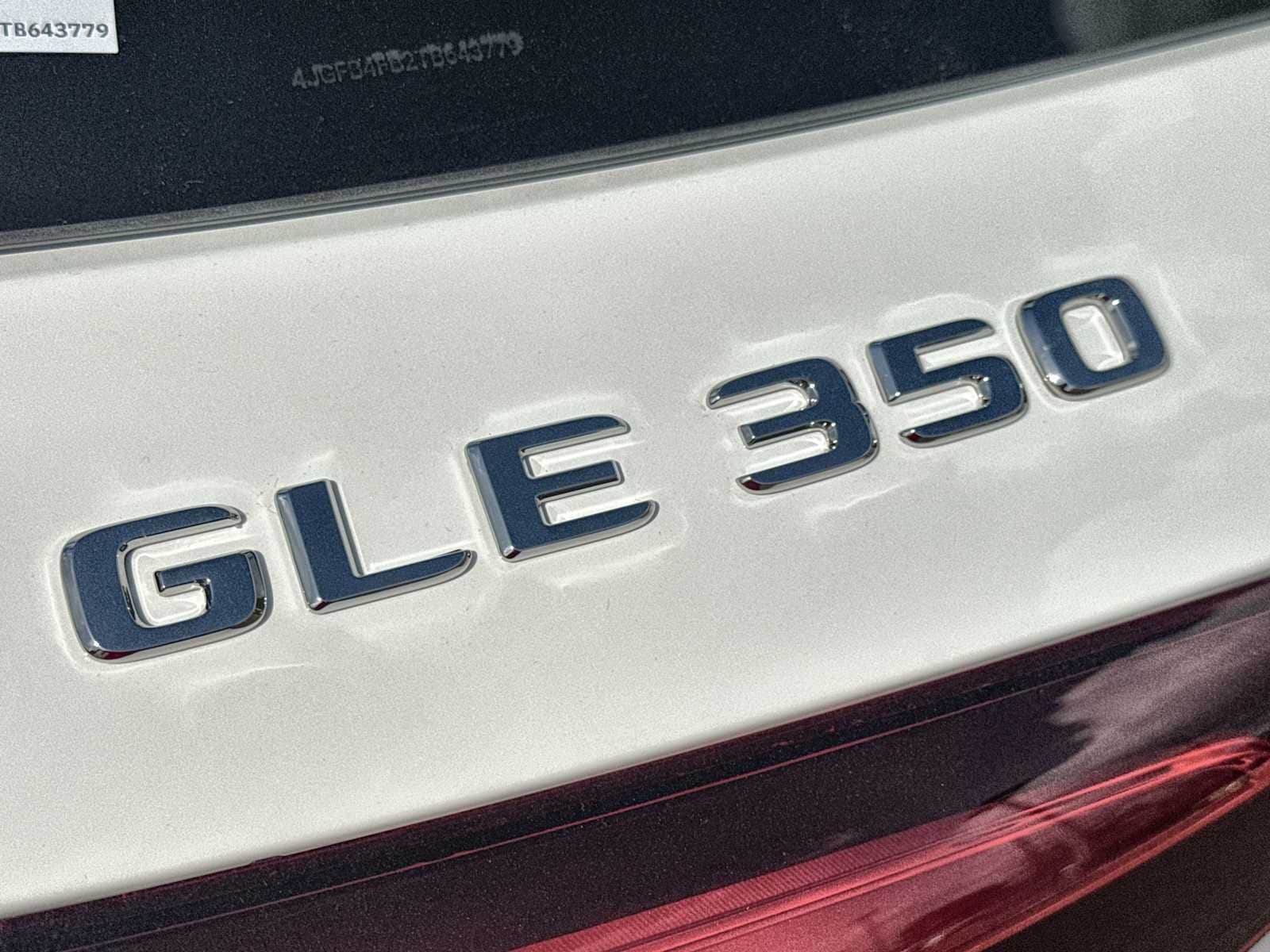 Thumbnail: 2026 Mercedes-Benz GLE - 15